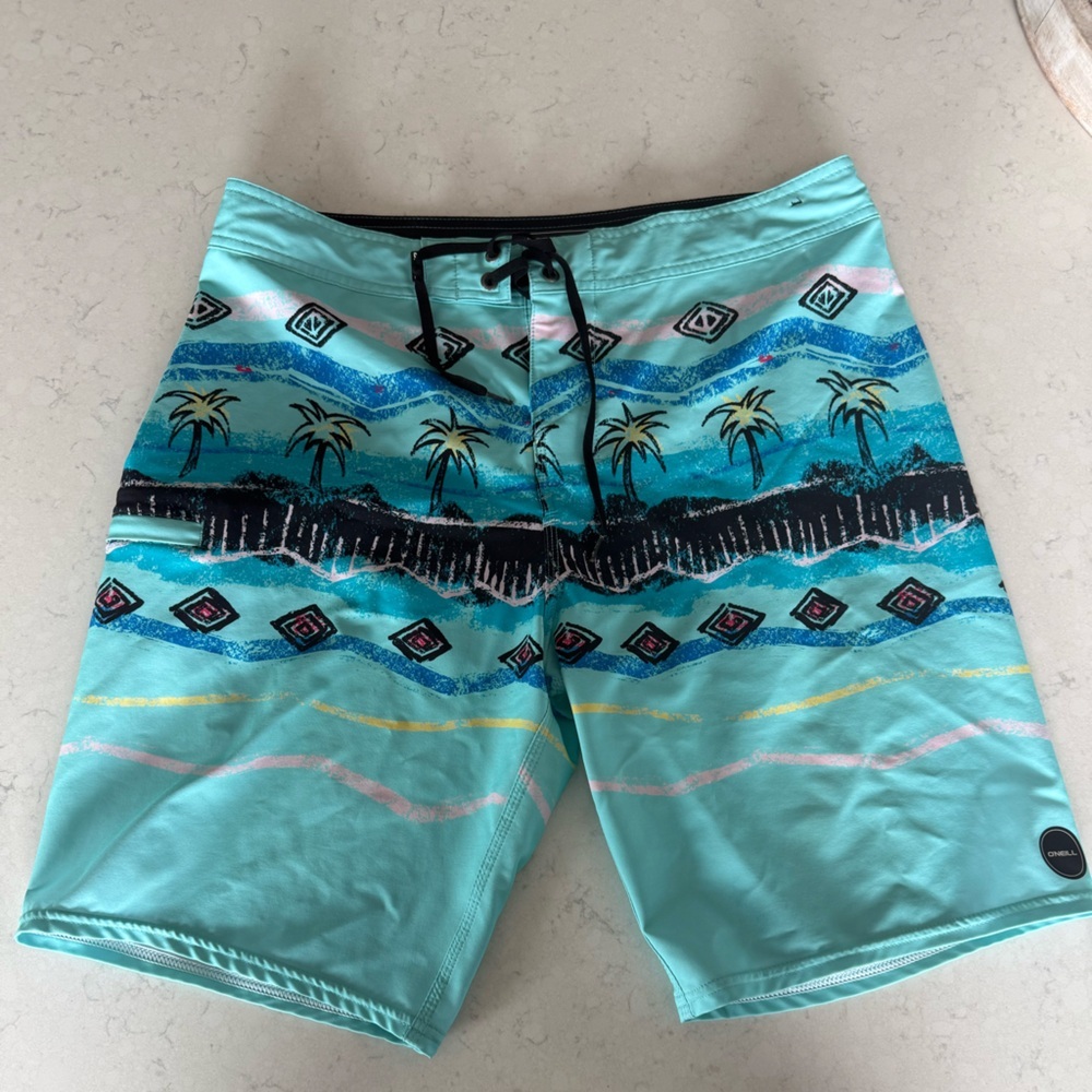 O'Neill Men's Hyperfreak Teal Tropical Palm Print Swim Trunks